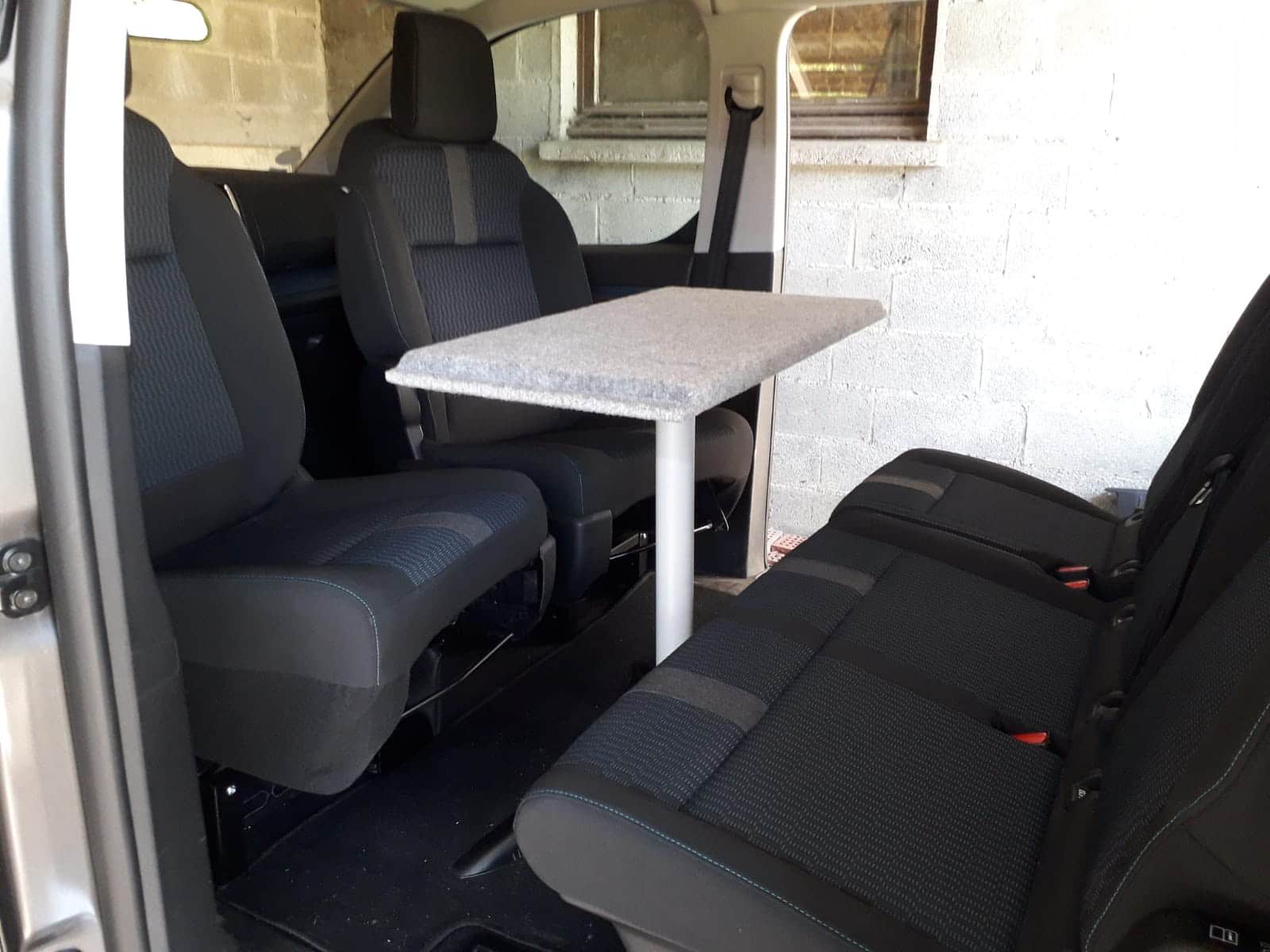 Tripode universal, kit camper autoinstalable de Furgomania